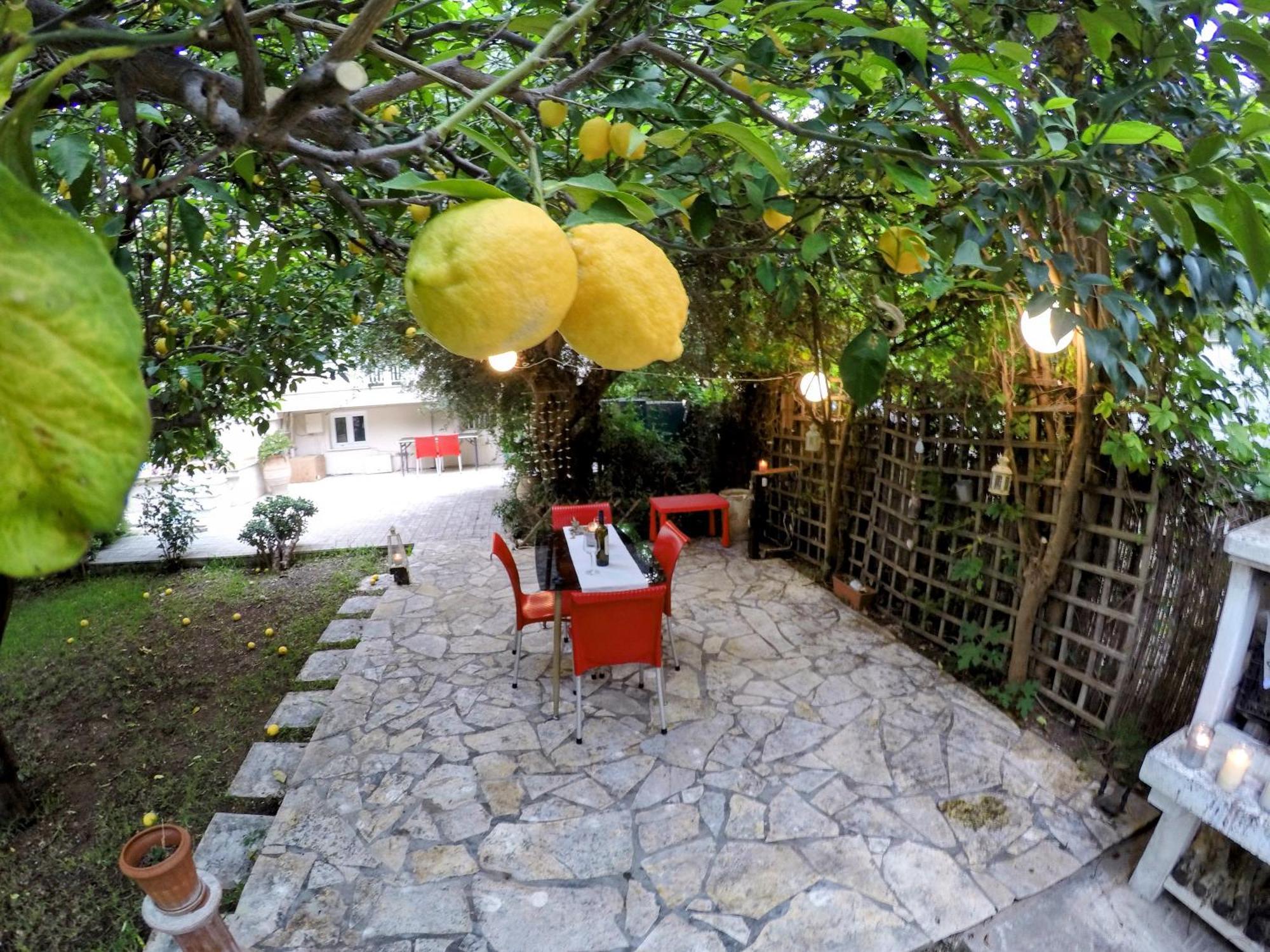 Σπίτι Στο Ρίο Πατρών Με Κήπο - Detached House In Rio With Garden Apartment Exterior foto